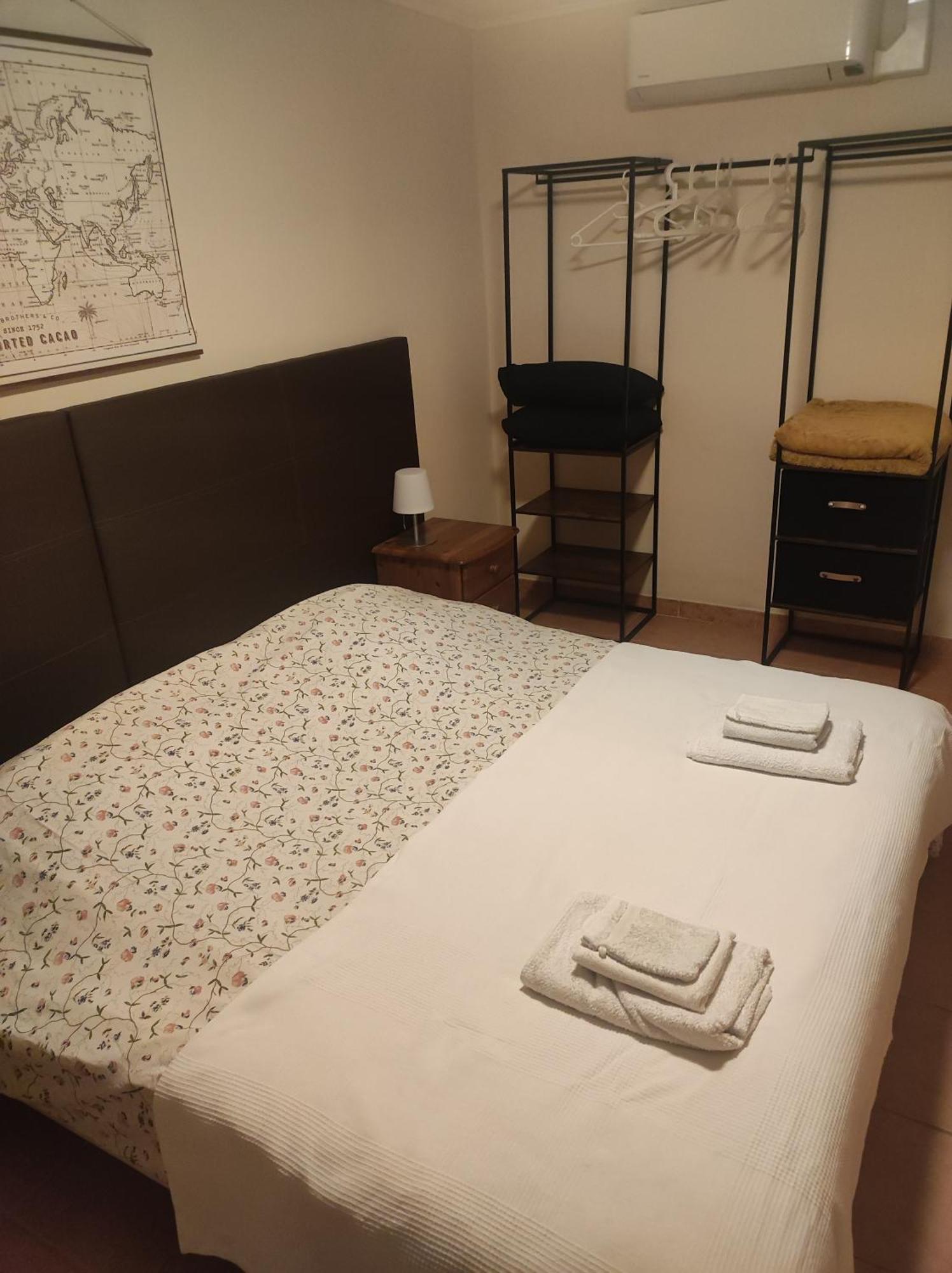 B&B Douce France Saint-Nicolas-de-la-Grave Extérieur photo