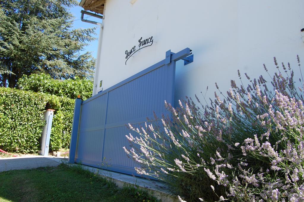 B&B Douce France Saint-Nicolas-de-la-Grave Extérieur photo